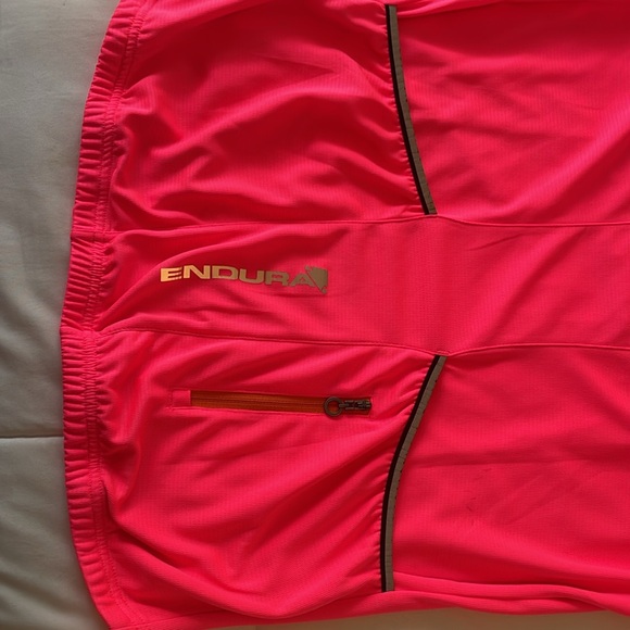 Endura - women’s SS biking jacket – shirt NwoT - Picture 7 of 10